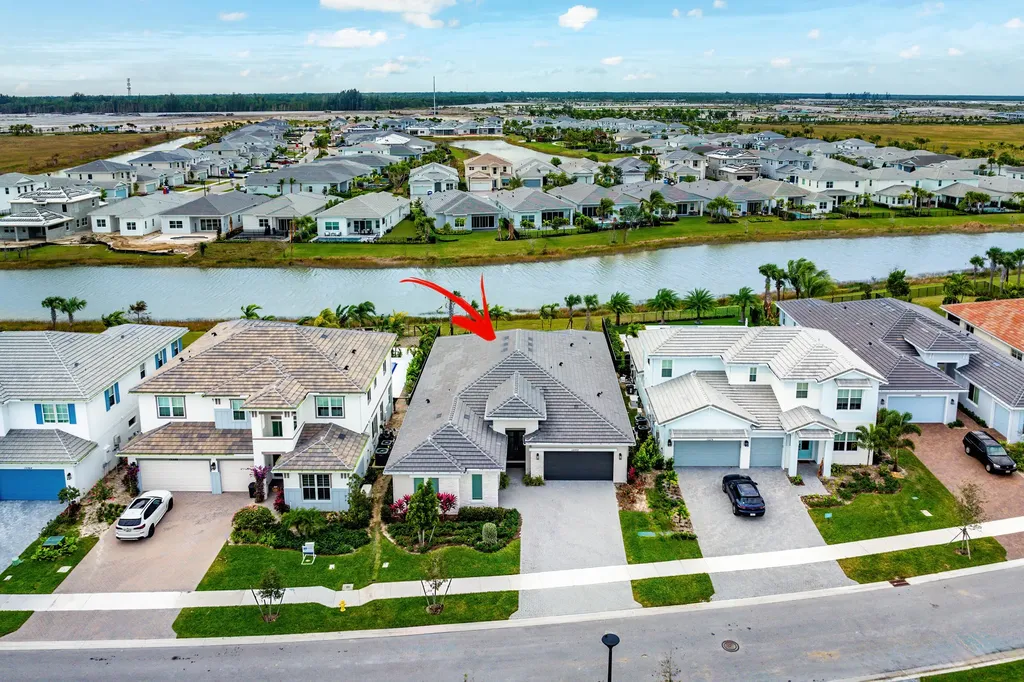 12272 Waterstone Circle Palm Beach Gardens FL 33412
