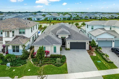 12272 Waterstone Circle Palm Beach Gardens FL 33412