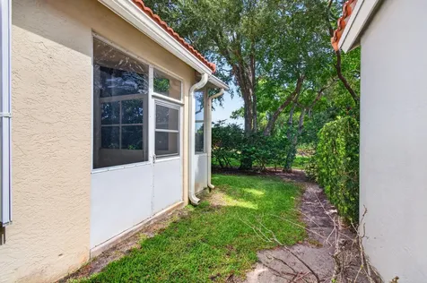 5225 Brookview Drive Boynton Beach FL 33437