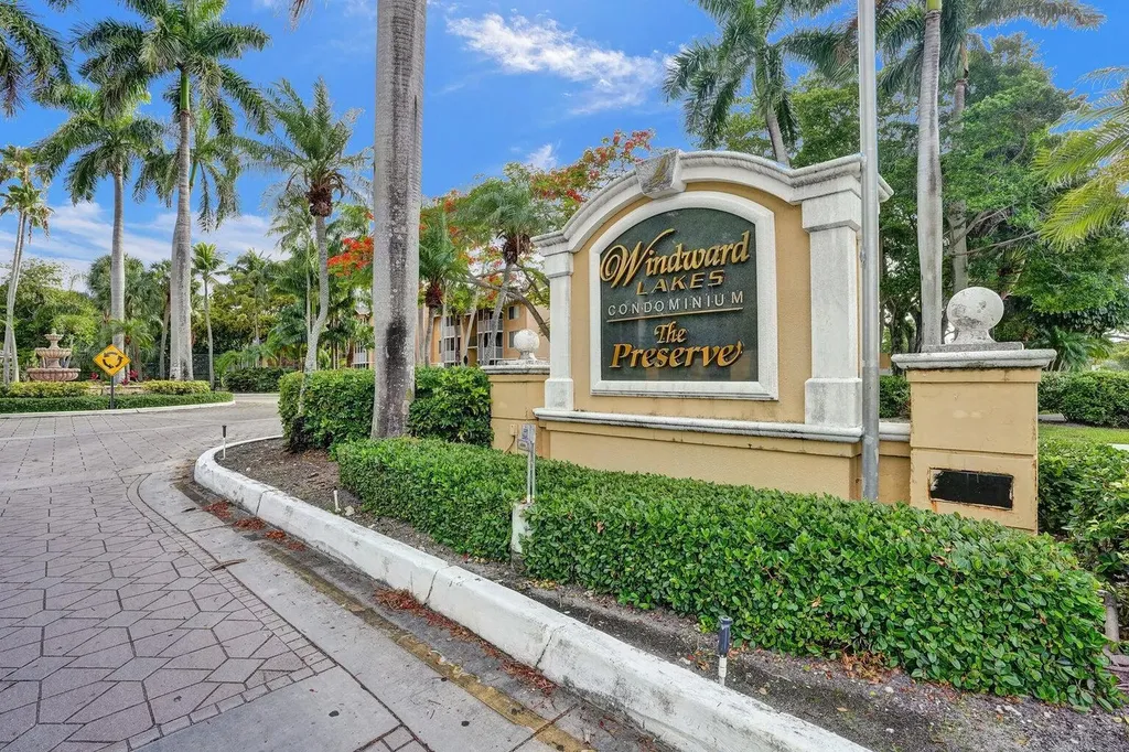 4015 W Mcnab Road Pompano Beach FL 33069