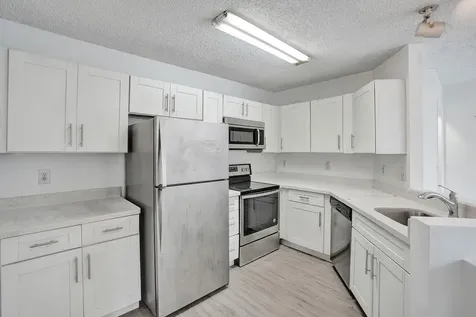 4015 W Mcnab Road Pompano Beach FL 33069