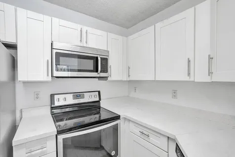 4015 W Mcnab Road Pompano Beach FL 33069