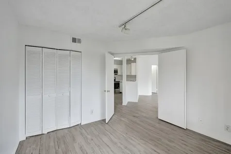 4015 W Mcnab Road Pompano Beach FL 33069