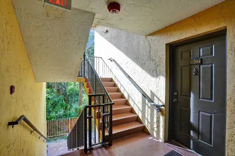 4015 W Mcnab Road Pompano Beach FL 33069