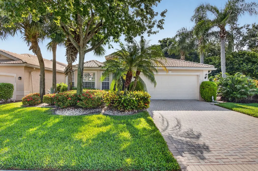 6815 Imperial Beach Circle Delray Beach FL 33446
