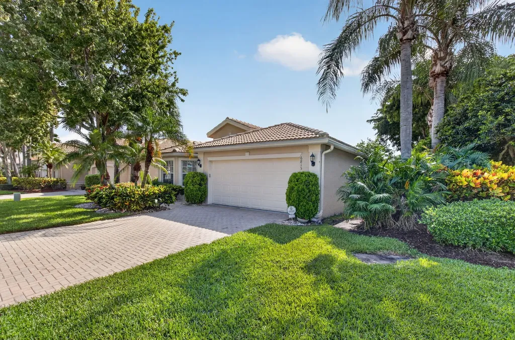 6815 Imperial Beach Circle Delray Beach FL 33446