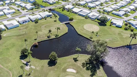 1113 Lake Terrace Boynton Beach FL 33426