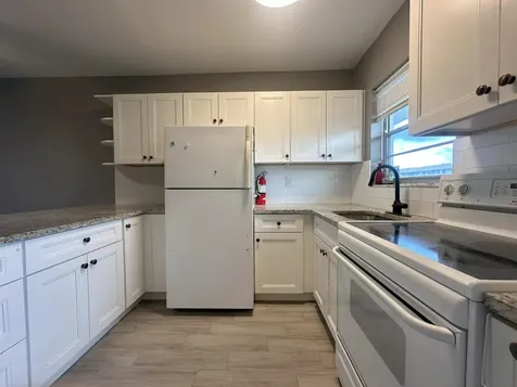 1113 Lake Terrace Boynton Beach FL 33426