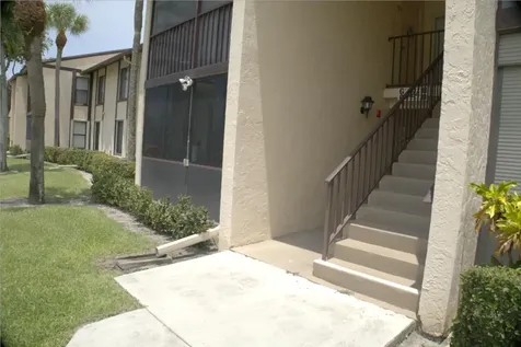 824 Sky Pine Way Greenacres FL 33415
