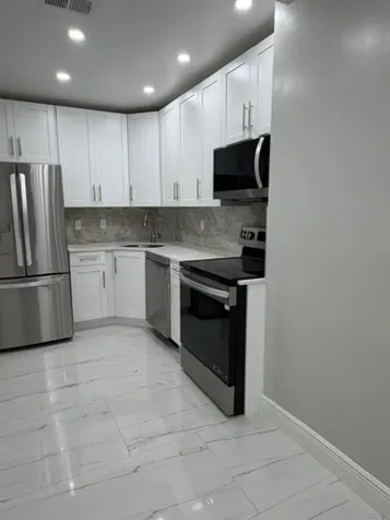 659 W Oakland Park Boulevard W Oakland Park FL 33311