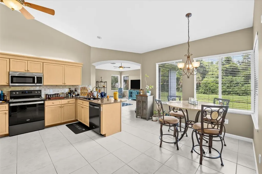 541 SW Dairy Road Port St Lucie FL 34953