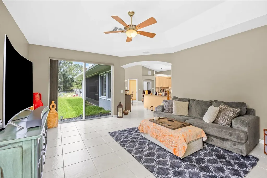 541 SW Dairy Road Port St Lucie FL 34953