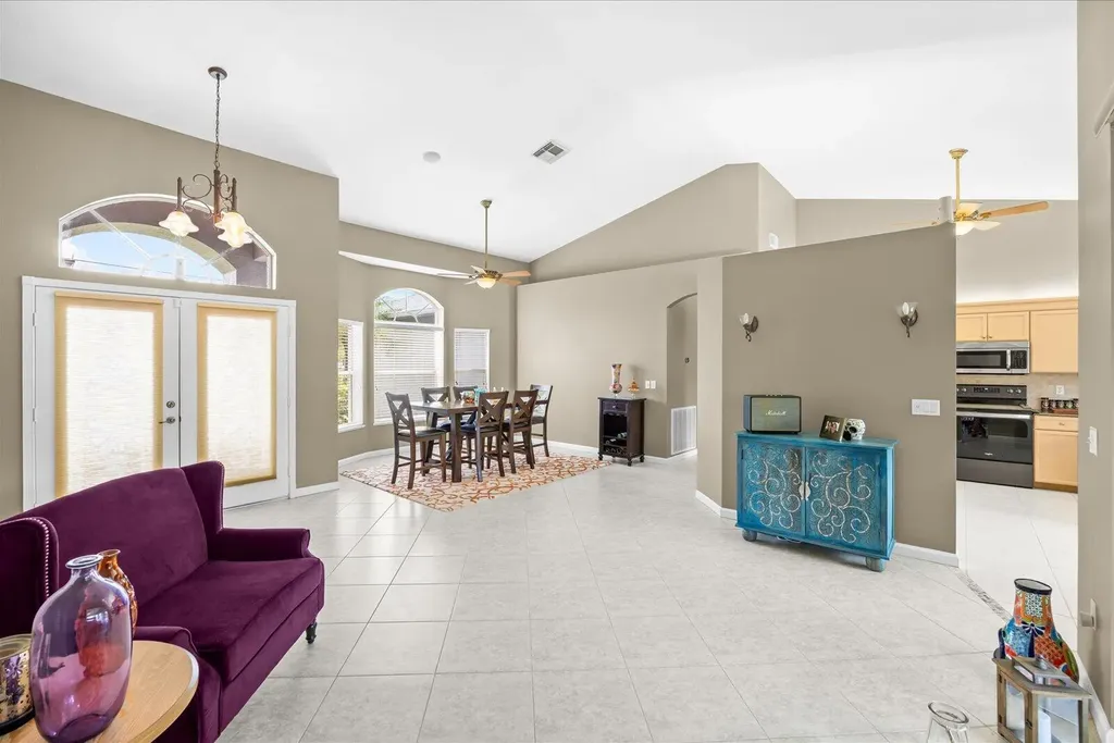 541 SW Dairy Road Port St Lucie FL 34953
