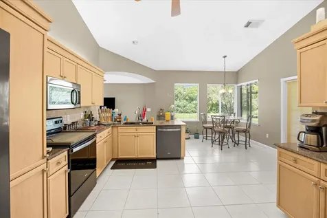 541 SW Dairy Road Port St Lucie FL 34953