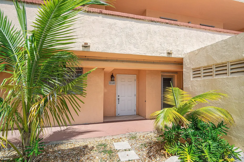 4500 N Federal Highway Lighthouse Point FL 33064