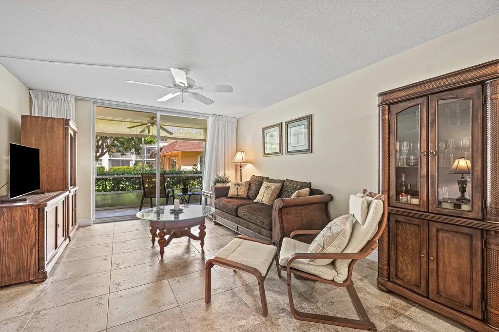 4500 N Federal Highway Lighthouse Point FL 33064