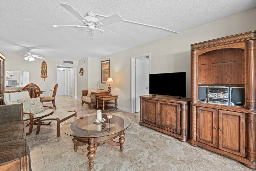 4500 N Federal Highway Lighthouse Point FL 33064