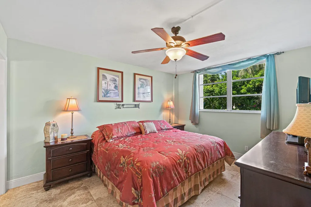 4500 N Federal Highway Lighthouse Point FL 33064