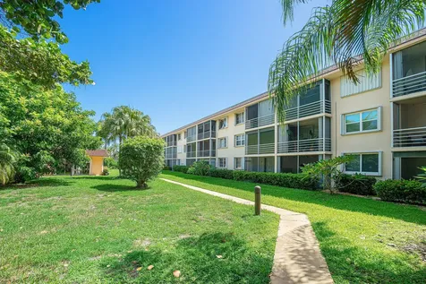4500 N Federal Highway Lighthouse Point FL 33064