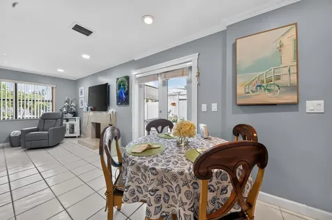 5826 Churchill Court West Palm Beach FL 33405