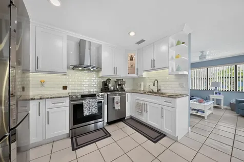 5826 Churchill Court West Palm Beach FL 33405