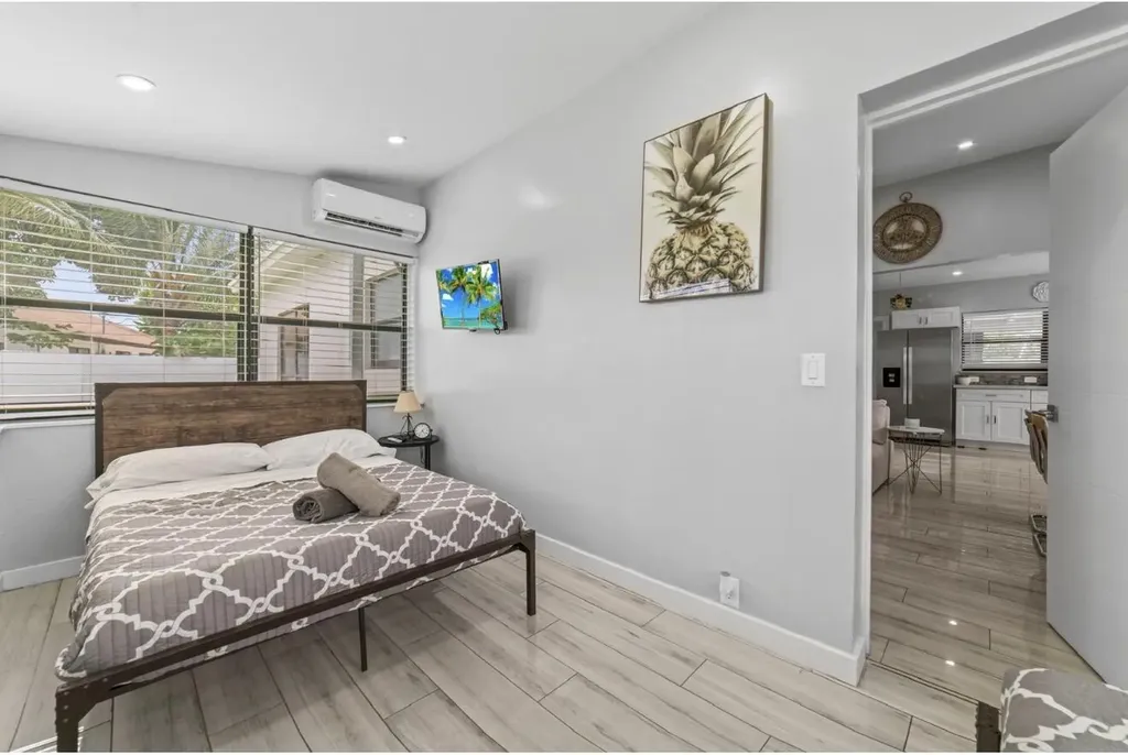 371 Kentucky Avenue Fort Lauderdale FL 33312