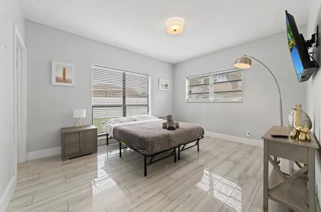 371 Kentucky Avenue Fort Lauderdale FL 33312