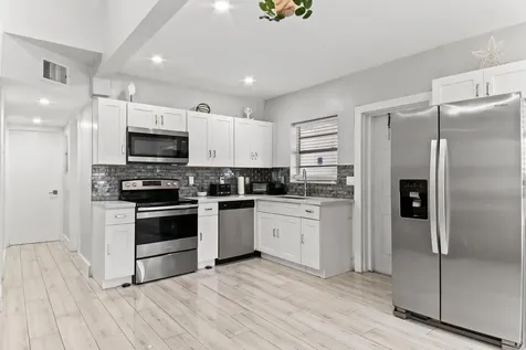 371 Kentucky Avenue Fort Lauderdale FL 33312