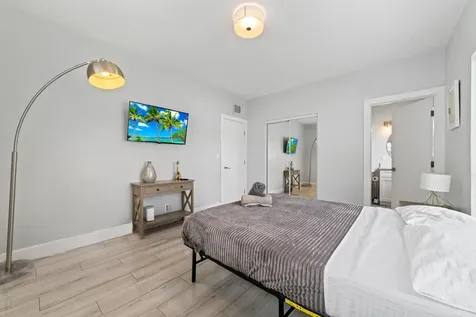 371 Kentucky Avenue Fort Lauderdale FL 33312