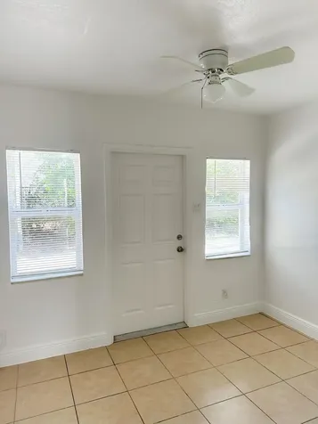 1960 SW 41st Avenue Fort Lauderdale FL 33317