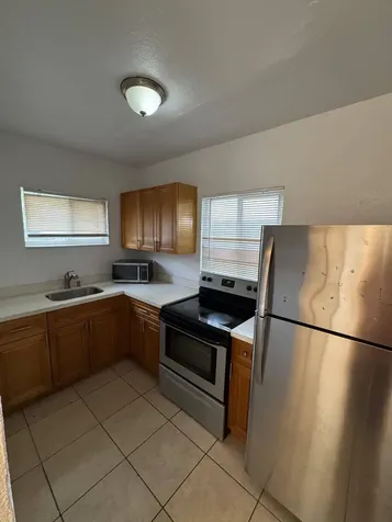 1960 SW 41st Avenue Fort Lauderdale FL 33317