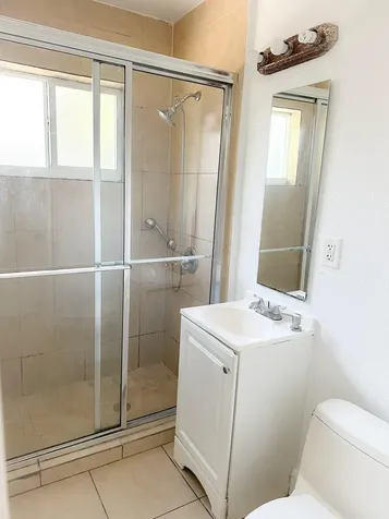 1960 SW 41st Avenue Fort Lauderdale FL 33317