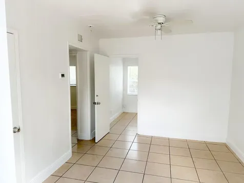 1960 SW 41st Avenue Fort Lauderdale FL 33317