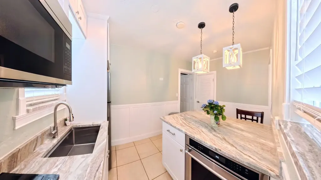 407 NW 7th Street Boynton Beach FL 33426