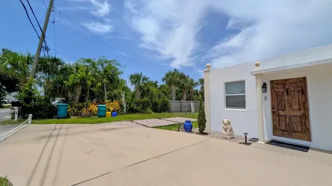 407 NW 7th Street Boynton Beach FL 33426