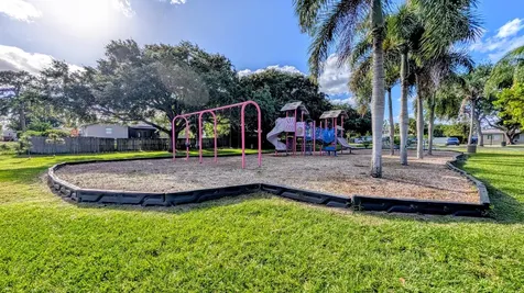 407 NW 7th Street Boynton Beach FL 33426
