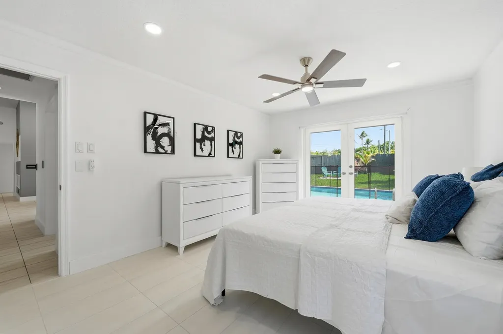 25 Cedar Circle Boynton Beach FL 33436