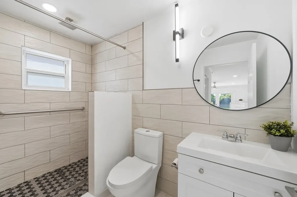 25 Cedar Circle Boynton Beach FL 33436