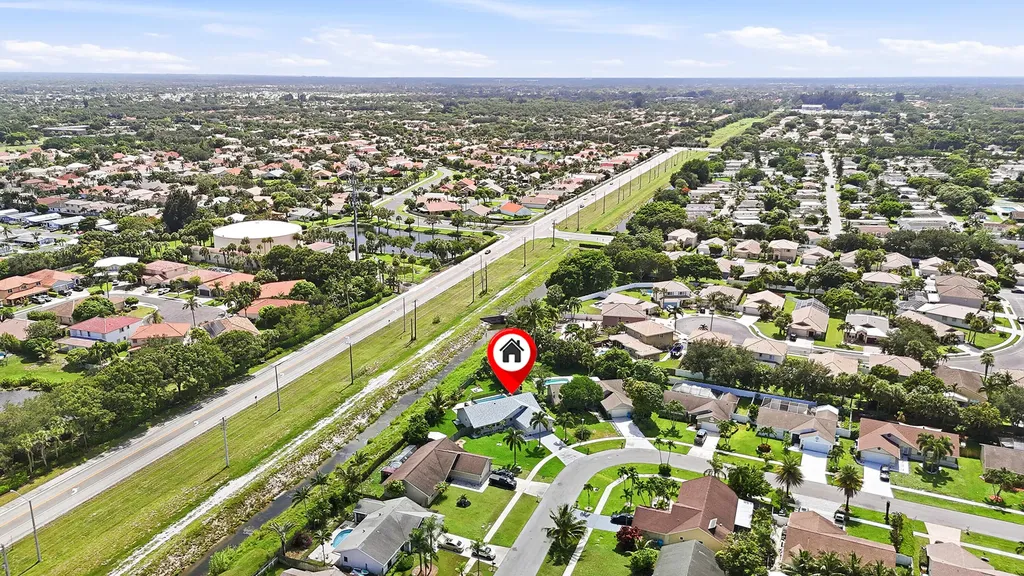 25 Cedar Circle Boynton Beach FL 33436