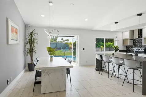 25 Cedar Circle Boynton Beach FL 33436