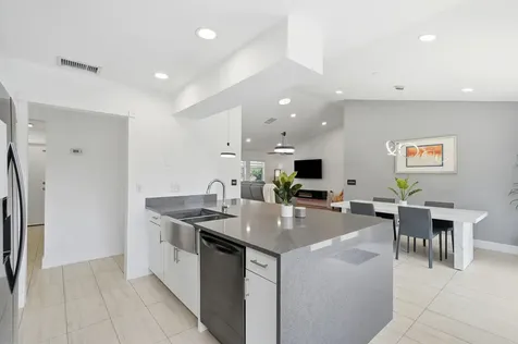 25 Cedar Circle Boynton Beach FL 33436