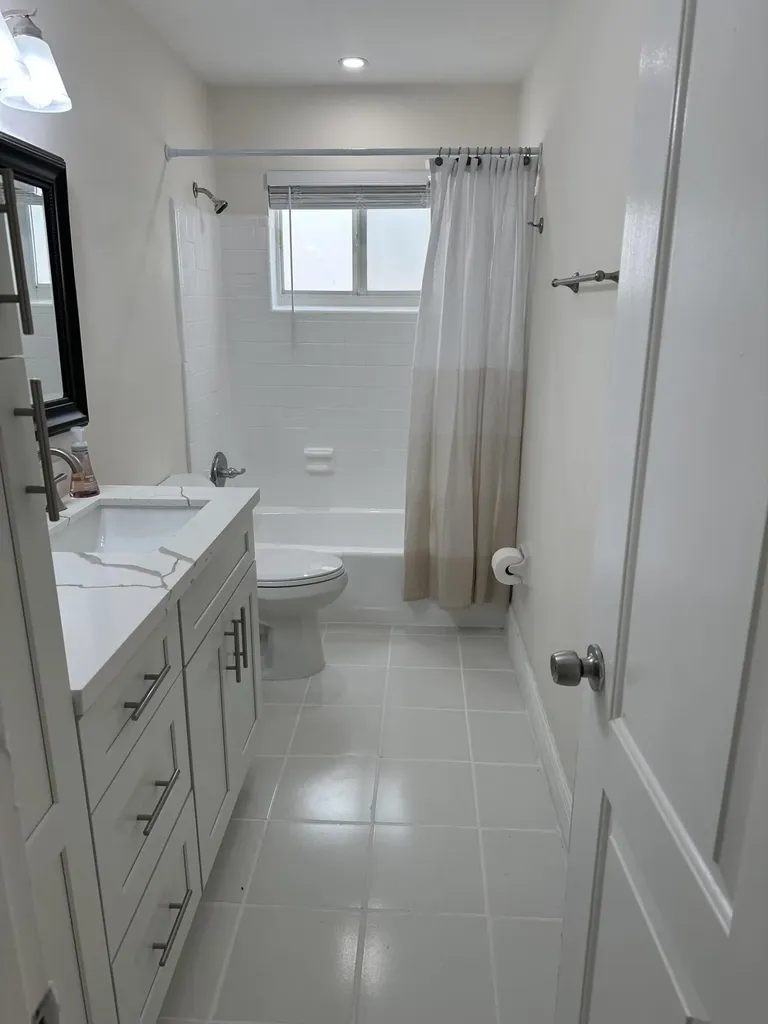 192 SE 27th Court Boynton Beach FL 33435