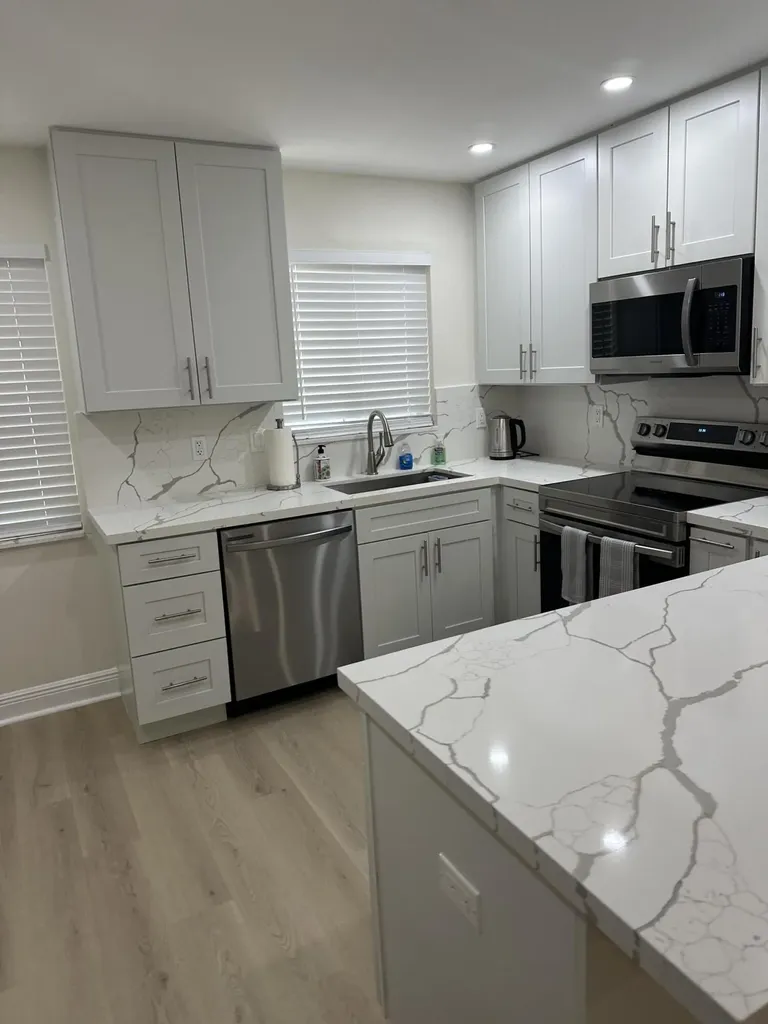 192 SE 27th Court Boynton Beach FL 33435