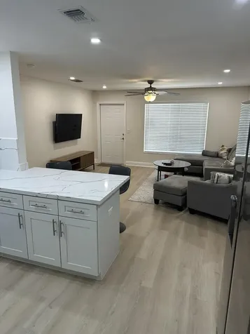 192 SE 27th Court Boynton Beach FL 33435