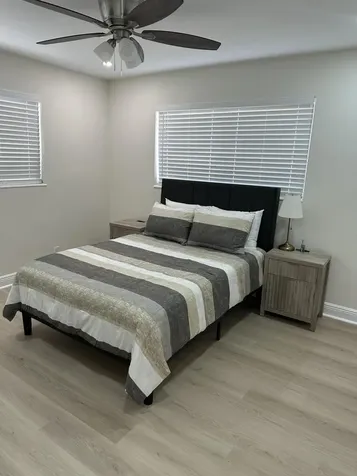192 SE 27th Court Boynton Beach FL 33435