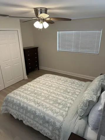 192 SE 27th Court Boynton Beach FL 33435