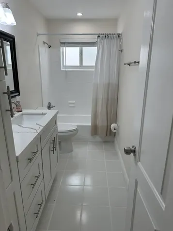 192 SE 27th Court Boynton Beach FL 33435