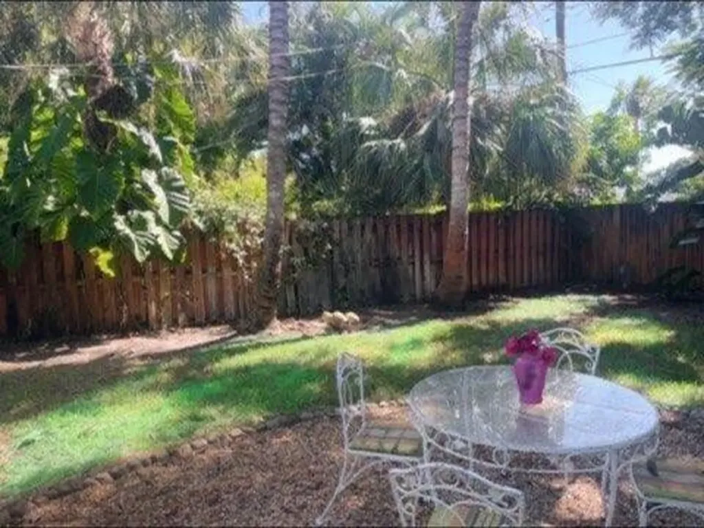 356 Orange Way West Palm Beach FL 33405