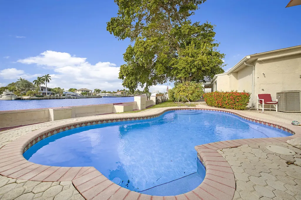 1901 N Riverside Drive Pompano Beach FL 33062