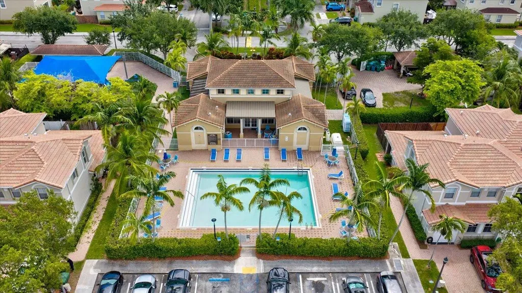 12439 SW 125th Street Miami FL 33186